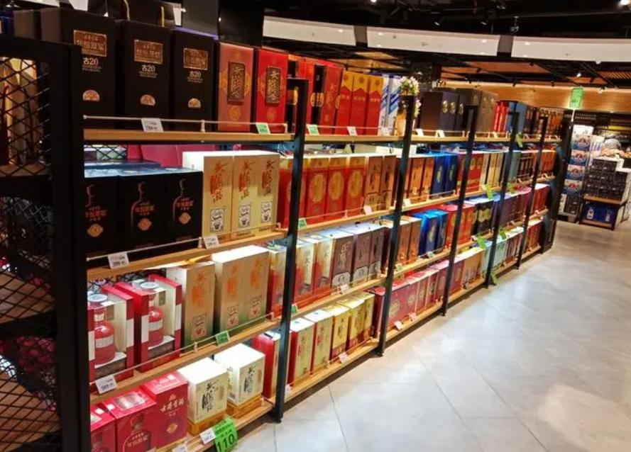 酒香不怕巷子深，這5款超市白酒當紅無疑，純糧釀造，好喝不貴